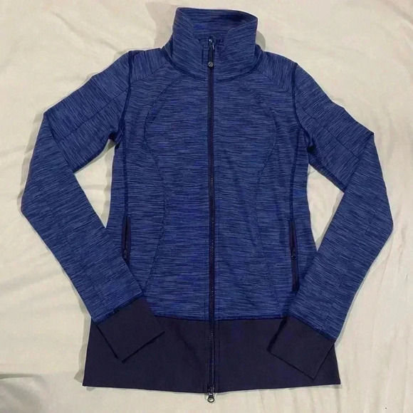 Lululemon Size  6 Luon Nice Asana Jacket Wee Are From Space Cadet Blue - Picture 1 of 11